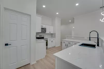 5208 Sweetgum Court, McKinney, TX 75071 - Photo 9