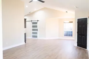 1117 Browntop St, Crowley, TX 76036 - Photo 9