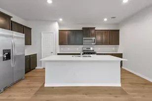 8417 Rockhopper Ln, Garland, TX 75043 - Photo 3