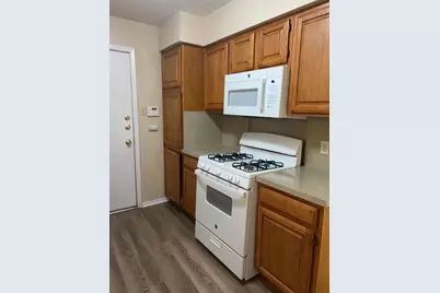 806 Red Bud Drive, DeSoto, TX 75115 - Photo 5