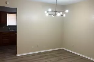 806 Redbud Dr, DeSoto, TX 75115 - Photo 7