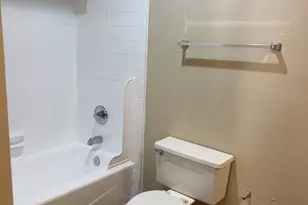 806 Redbud Dr, DeSoto, TX 75115 - Photo 9