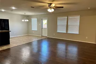 1804 Gayla Creek Dr, Little Elm, TX 75068 - Photo 9