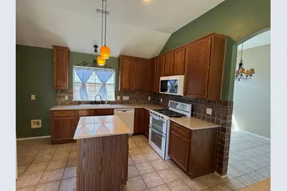 7928 Hazeltine Drive, Plano, TX 75025 - Photo 11