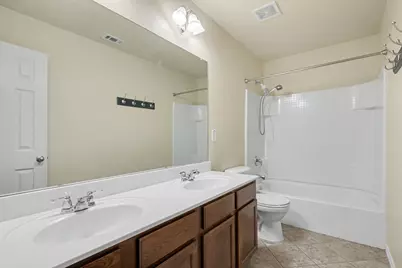 1349 Hillside Drive, Burleson, TX 76028 - Photo 21