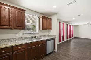 1349 Hillside Dr, Burleson, TX 76028 - Photo 11