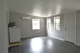 401 Powers St, Lacy Lakeview, TX 76705 - Photo 13