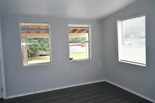401 Powers St, Lacy Lakeview, TX 76705 - Photo 15