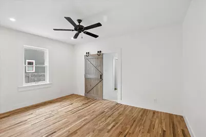 2250 Lipscomb Street, Fort Worth, TX 76110 - Photo 13