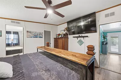 1000 Forest Oaks Street, Azle, TX 76020 - Photo 11