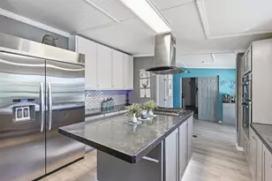 1000 Forest Oaks St, Azle, TX 76020 - Photo 7