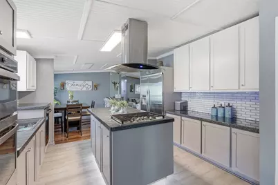 1000 Forest Oaks Street, Azle, TX 76020 - Photo 9