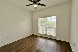 6740 Windhaven Pkwy, The Colony, TX 75056 - Photo 9