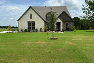 405 Cobb Rd, Leonard, TX 75452 - Photo 1