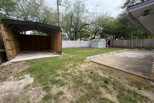 1817 W Belden St, Sherman, TX 75092 - Photo 23