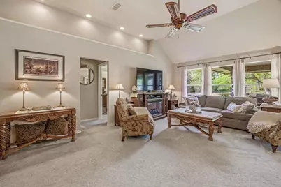 1408 Spanish Trail Drive, Granbury, TX 76048 - Photo 7