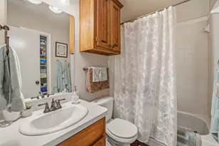 1408 Spanish Trail Dr, Granbury, TX 76048 - Photo 19