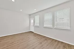 310 Arbor Dr, Princeton, TX 75407 - Photo 5