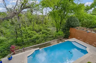 18736 Wainsborough Ln, Dallas, TX 75287 - Photo 31