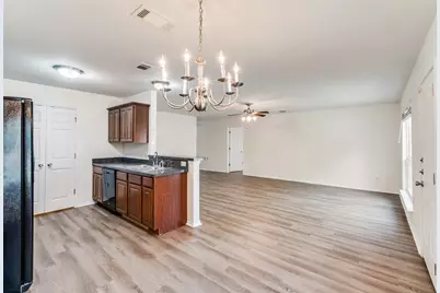 1012 Barbara Street, Denton, TX 76209 - Photo 5