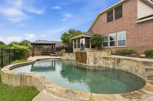 5605 Southern Hills Dr, North Richland Hills, TX 76180 - Photo 1