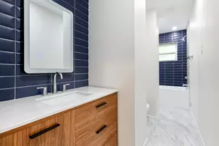 6327 Town Hill Ln, Dallas, TX 75214 - Photo 21