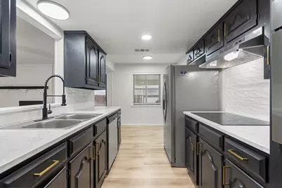 514 Bow Arrow Drive, Dallas, TX 75224 - Photo 13