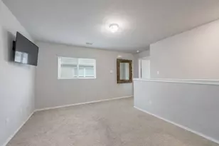 926 Hurstwood Dr, Van Alstyne, TX 75495 - Photo 11