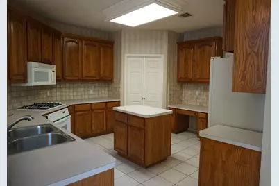 3029 Golden Gate Drive, Plano, TX 75025 - Photo 5