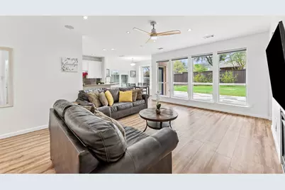 12165 Shoal Creek Drive, Frisco, TX 75035 - Photo 17