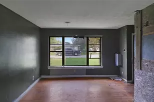 7328 Ravehill Ln, Dallas, TX 75227 - Photo 7