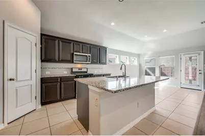 1033 Water Garden Circle, Little Elm, TX 75068 - Photo 9