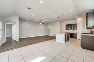 1033 Water Garden Cir, Little Elm, TX 75068 - Photo 7