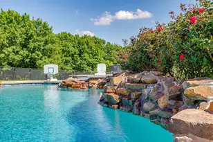 2029 Shady Crk Xing, Azle, TX 76020 - Photo 29