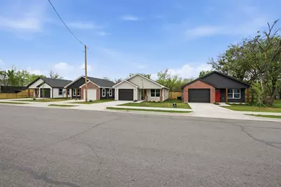 1004 S. First Street, Sherman, TX 75090 - Photo 3