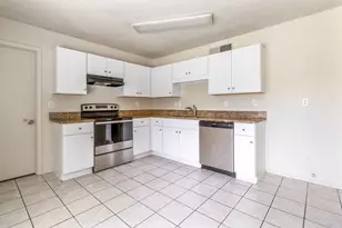 452 Matterhorn St, Cedar Hill, TX 75104 - Photo 5