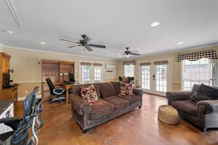 418 Riverview Dr, Woodway, TX 76712 - Photo 17