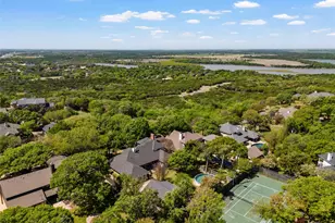 418 Riverview Dr, Woodway, TX 76712 - Photo 25