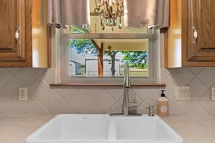 2857 Country Spring Rd, Lorena, TX 76655 - Photo 11