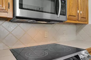 2857 Country Spring Rd, Lorena, TX 76655 - Photo 9