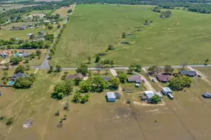 2857 Country Spring Rd, Lorena, TX 76655 - Photo 39