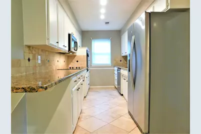 126 Bluebonnet Drive, Highland Village, TX 75077 - Photo 13