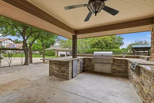 2701 Prairie Creek Ct, Plano, TX 75075 - Photo 37