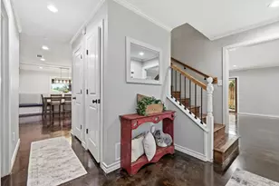 2701 Prairie Creek Ct, Plano, TX 75075 - Photo 3