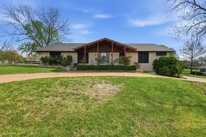 4607 Cimmaron Trail, Granbury, TX 76049 - Photo 1