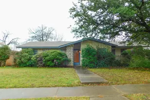 1128 Thomas St, Denton, TX 76201 - Photo 1