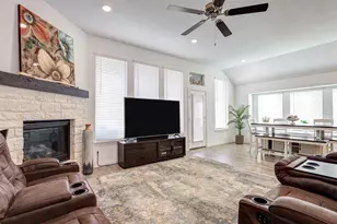 14601 Little Water Dr, Fort Worth, TX 76052 - Photo 13