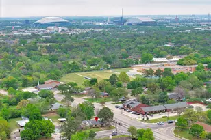 101 W Park Row Dr, Arlington, TX 76010 - Photo 35