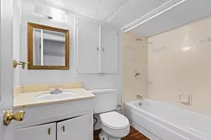 101 W Park Row Dr, Arlington, TX 76010 - Photo 25