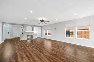 905 Elizabeth Dr, Lewisville, TX 75067 - Photo 11